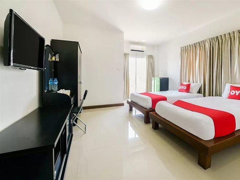 Oyo 350 Mae Saeng Place Si Racha Extérieur photo
