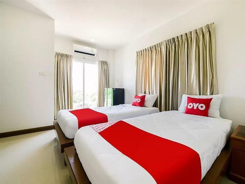 Oyo 350 Mae Saeng Place Si Racha Extérieur photo
